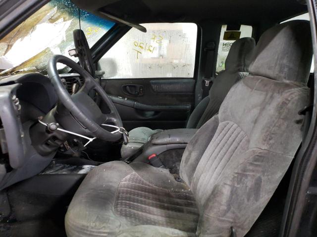 Photo 7 from auction – 2002 CHEVROLET S10 with VIN 1GCCT19W728182253