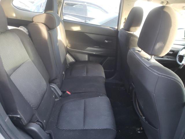 Photo 10 from auction – 2018 MITSUBISHI OUTLANDER with VIN JA4AD3A30JZ016743