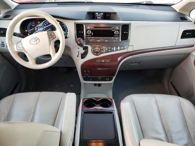 Photo 8 from auction – 2011 TOYOTA SIENNA XLE with VIN 5TDYK3DC0BS160222