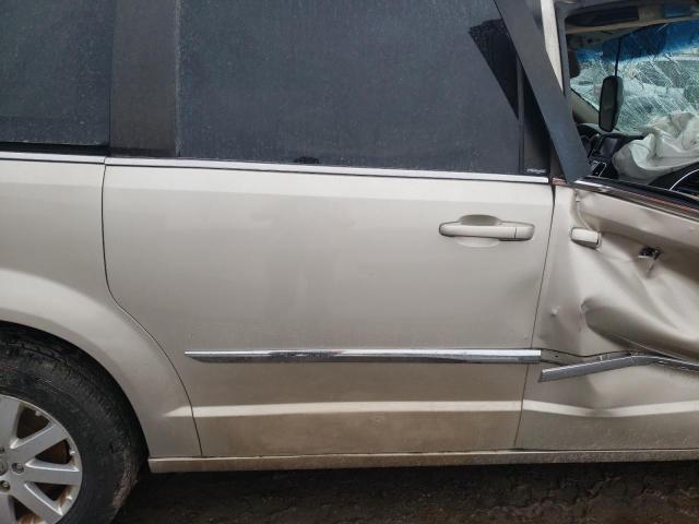 Photo 10 from auction – 2013 CHRYSLER TOWN & COU with VIN 2C4RC1BG0DR766823