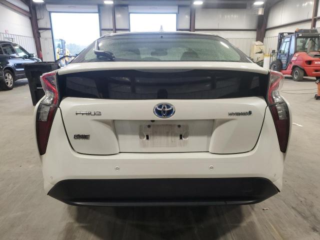 Photo 6 from auction – 2017 TOYOTA PRIUS with VIN JTDKARFU5H3042890
