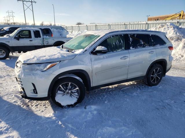 TOYOTA HIGHLANDER 2019 with VIN 5TDJZRFH2KS703272 - Photo from auction