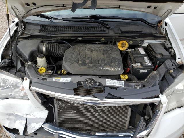 Photo 12 from auction – 2014 CHRYSLER TOWN & COU with VIN 2C4RC1BG8ER195678