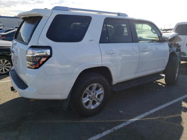 Photo 3 from auction – 2016 TOYOTA 4RUNNER SR with VIN JTEBU5JR2G5390535