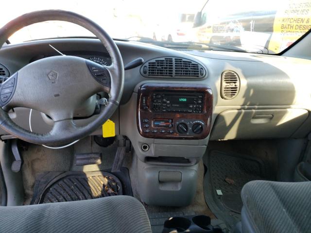 Photo 8 from auction – 1996 CHRYSLER GRAND VOYA with VIN 1C4GP54LXTB435855