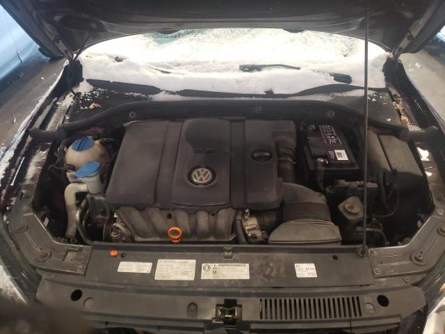 Photo 11 from auction – 2012 VOLKSWAGEN PASSAT S with VIN 1VWAP7A37CC087199