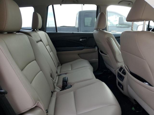 Photo 11 from auction – 2019 HONDA PILOT TOUR with VIN 5FNYF6H97KB084622