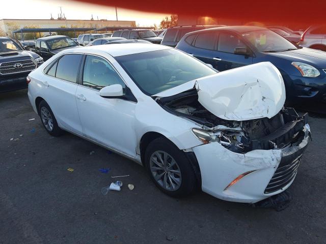 Photo 4 from auction – 2016 TOYOTA CAMRY LE with VIN 4T4BF1FKXGR564376