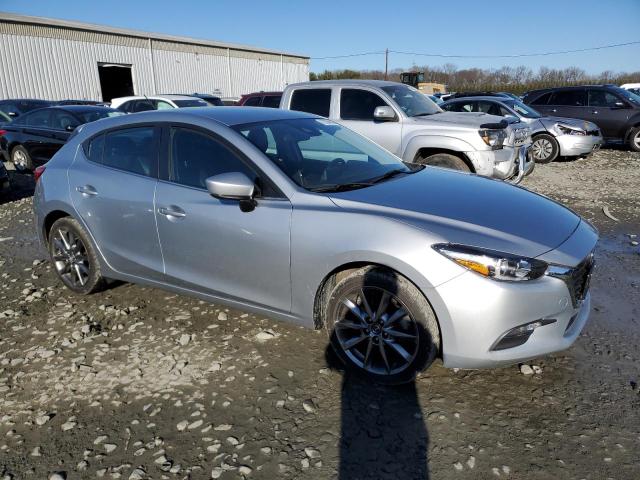 Photo 4 from auction – 2018 MAZDA 3 TOURING with VIN 3MZBN1L37JM178893