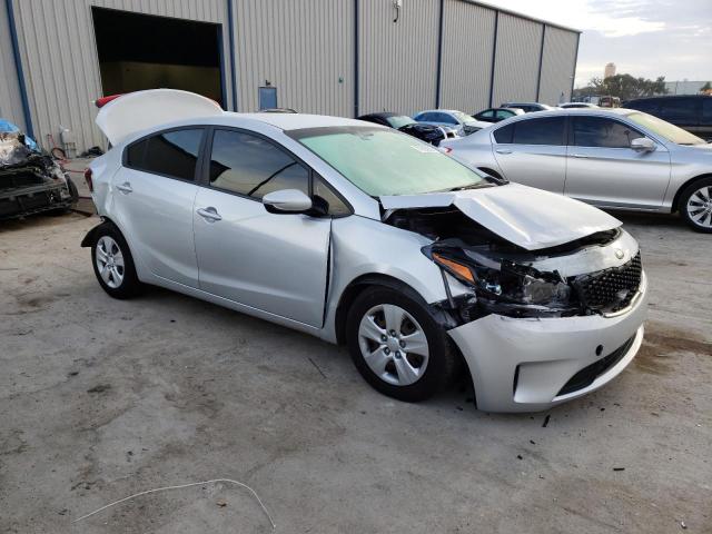 Photo 4 from auction – 2017 KIA FORTE LX with VIN 3KPFL4A74HE032778