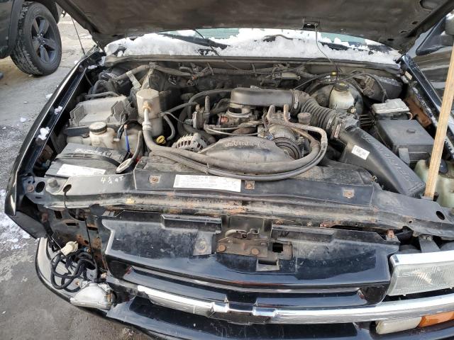 Photo 11 from auction – 2004 CHEVROLET BLAZER with VIN 1GNCS13X64K144143