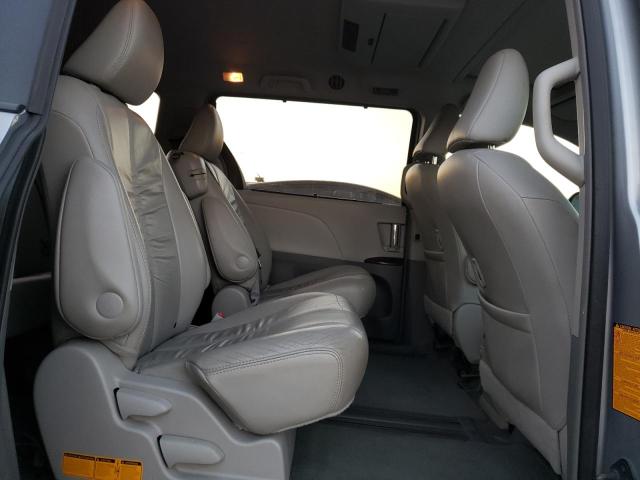 Photo 11 from auction – 2011 TOYOTA SIENNA XLE with VIN 5TDYK3DC0BS160222