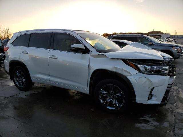 Photo 4 from auction – 2017 TOYOTA HIGHLANDER with VIN 5TDYZRFH3HS210496
