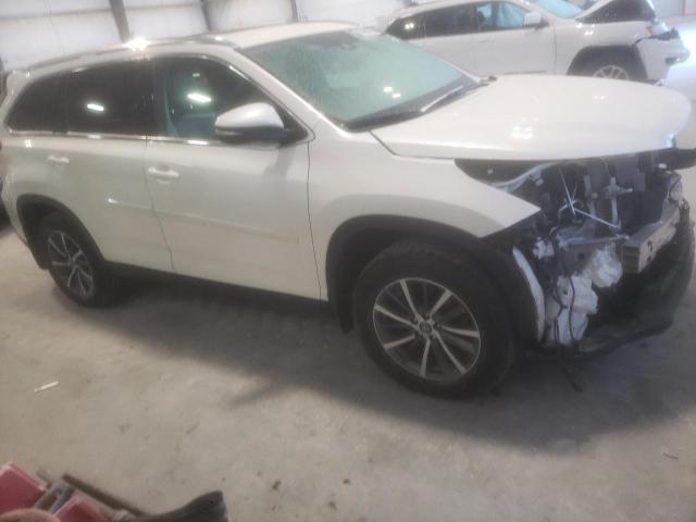 Photo 4 from auction – 2019 TOYOTA HIGHLANDER with VIN 5TDJZRFH3KS583479