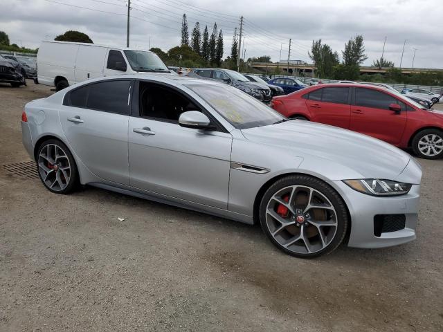 Zdjęcie 4 z aukcji – 2018 JAGUAR XE S z VIN SAJAG4FV2JCP36174