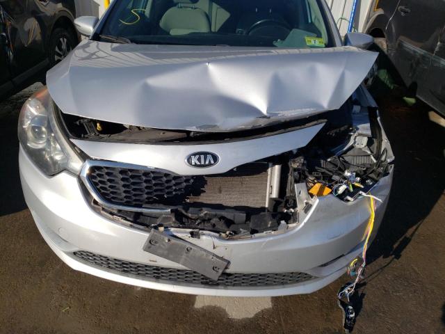 Photo 11 from auction – 2014 KIA FORTE EX with VIN KNAFX4A87E5154343