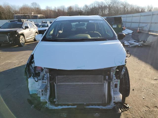 Photo 5 from auction – 2014 TOYOTA PRIUS V with VIN JTDZN3EU2EJ005322