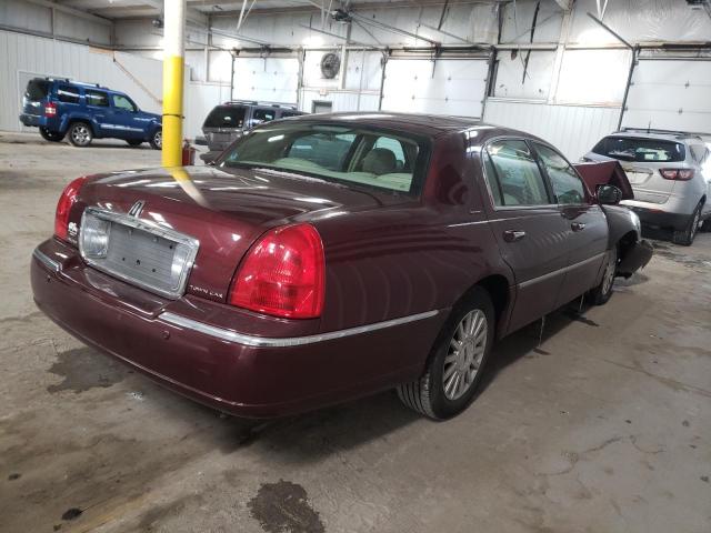 Photo 3 from auction – 2003 LINCOLN TOWN CAR S with VIN 1LNHM82WX3Y651256
