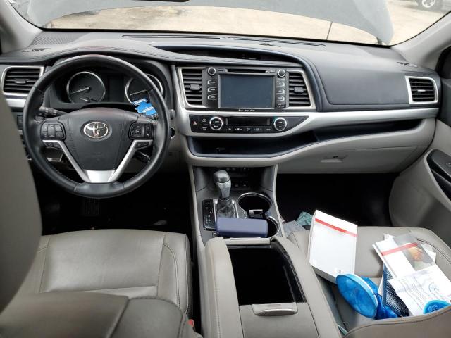 Photo 8 from auction – 2018 TOYOTA HIGHLANDER with VIN 5TDJZRFH1JS907396