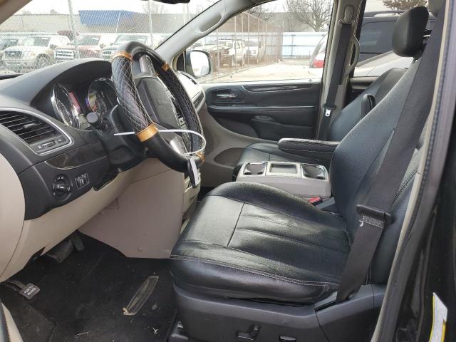 Photo 7 from auction – 2016 CHRYSLER TOWN & COU with VIN 2C4RC1CGXGR239195