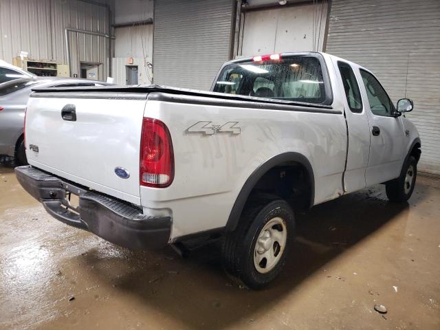 Photo 3 from auction – 2003 FORD F150 with VIN 2FTRX18W13CA60190