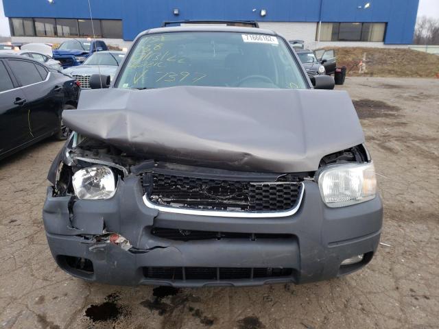 Photo 5 from auction – 2004 FORD ESCAPE XLT with VIN 1FMYU93124KA27397