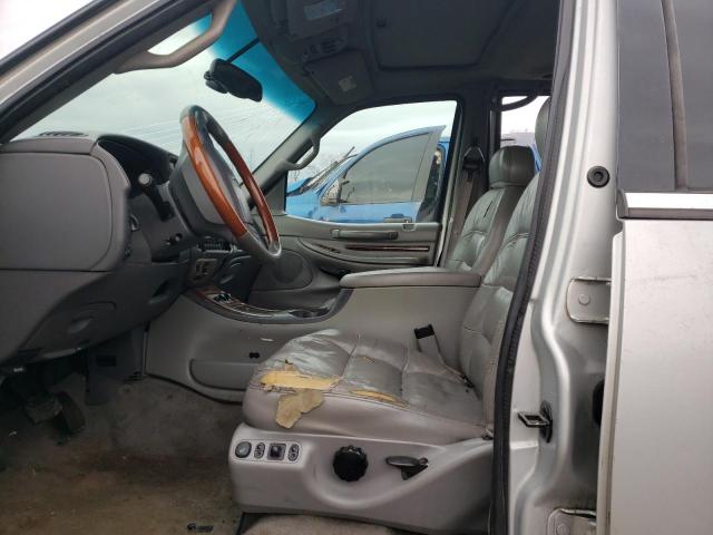 Photo 7 from auction – 2000 LINCOLN NAVIGATOR with VIN 5LMPU28A3YLJ12208