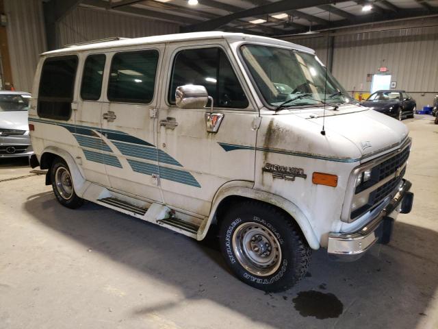 Photo 4 from auction – 1993 CHEVROLET G20 with VIN 1GBEG25Z1PF324381