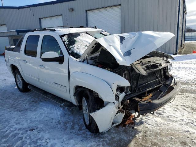 Photo 4 from auction – 2011 CHEVROLET AVALANCHE with VIN 3GNTKFE3XBG344230