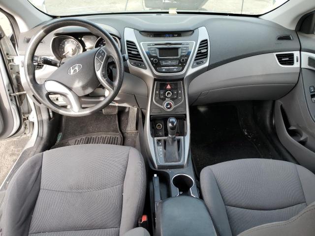 Photo 8 from auction – 2016 HYUNDAI ELANTRA SE with VIN 5NPDH4AE3GH679397