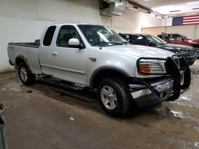 Photo 4 from auction – 2002 FORD F150 with VIN 2FTRX18L22CA70943