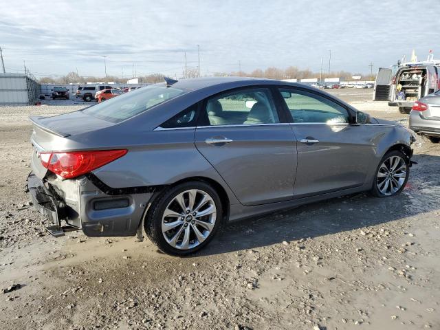 Photo 3 from auction – 2013 HYUNDAI SONATA SE with VIN 5NPEC4AC2DH664211