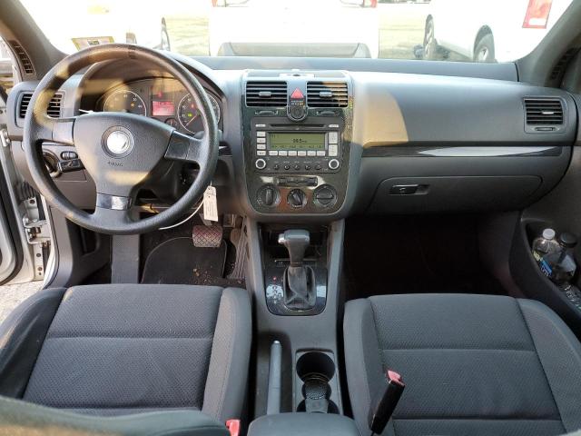 Photo 8 from auction – 2007 VOLKSWAGEN RABBIT with VIN WVWDS71KX7W051405