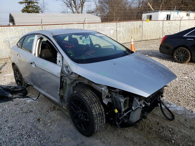 Photo 4 from auction – 2016 FORD FOCUS SE with VIN 1FADP3FE2GL401890
