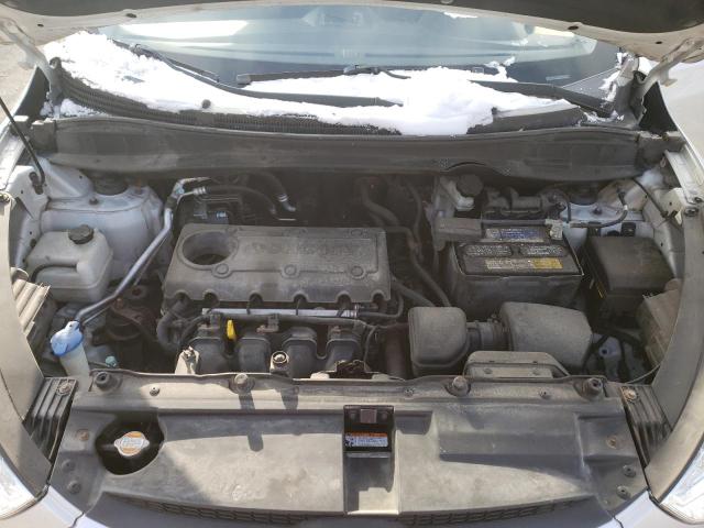 Photo 12 from auction – 2011 HYUNDAI TUCSON GLS with VIN KM8JUCAC8BU316238