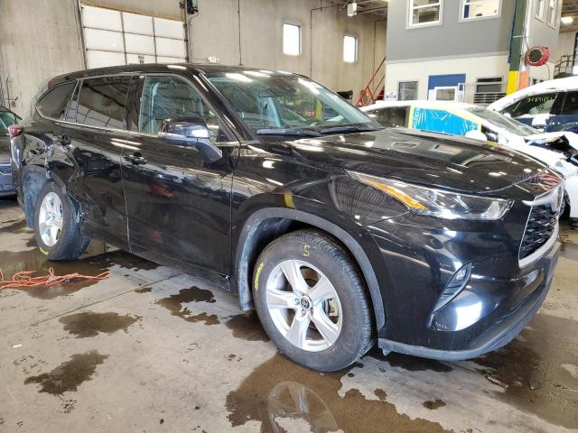 Photo 4 from auction – 2022 TOYOTA HIGHLANDER with VIN 5TDBZRBH8NS184372