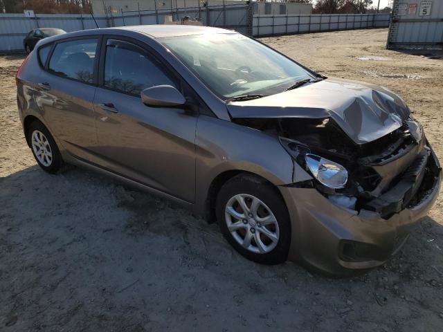 Photo 4 from auction – 2013 HYUNDAI ACCENT with VIN KMHCT5AE0DU080034