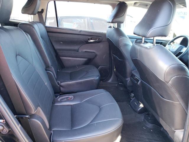 Photo 11 from auction – 2021 TOYOTA HIGHLANDER with VIN 5TDHZRBH6MS530945