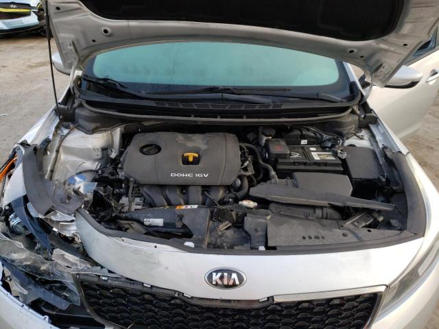 Photo 11 from auction – 2017 KIA FORTE LX with VIN 3KPFL4A74HE032778