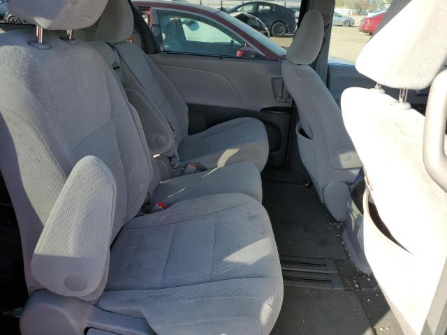 Photo 10 from auction – 2015 TOYOTA SIENNA LE with VIN 5TDKK3DC1FS536292