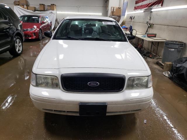 Photo 5 from auction – 2010 FORD CROWN VICT with VIN 2FABP7BV7AX141887