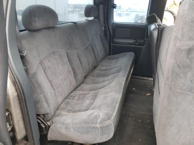 Photo 10 from auction – 2001 CHEVROLET SILVERADO with VIN 2GCEC19V211147606