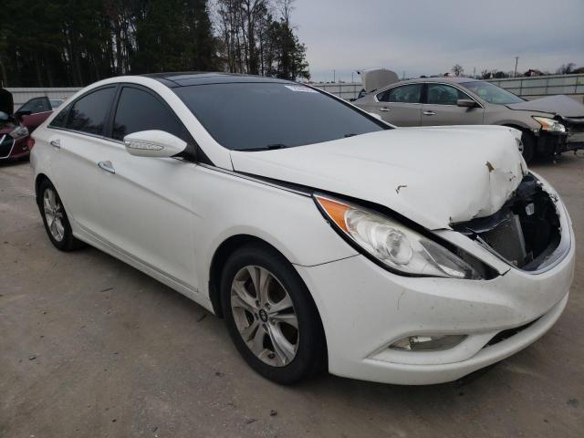 Photo 4 from auction – 2013 HYUNDAI SONATA SE with VIN 5NPEC4AC5DH520281