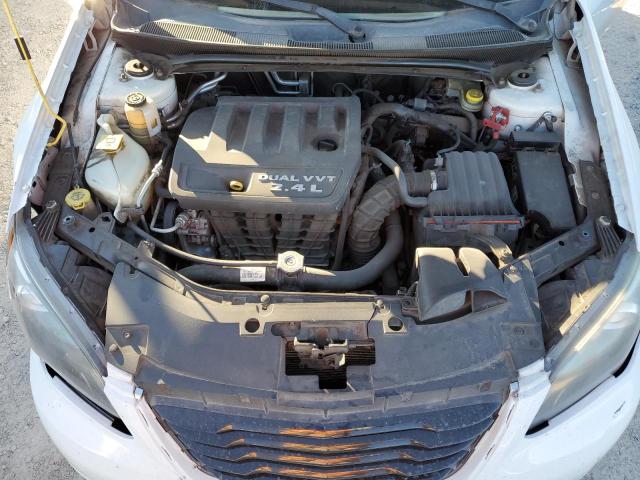 Photo 11 from auction – 2013 CHRYSLER 200 TOURIN with VIN 1C3CCBBB0DN516046