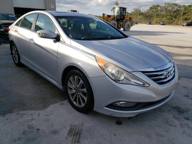 Photo 4 from auction – 2014 HYUNDAI SONATA SE with VIN 5NPEC4ABXEH873009
