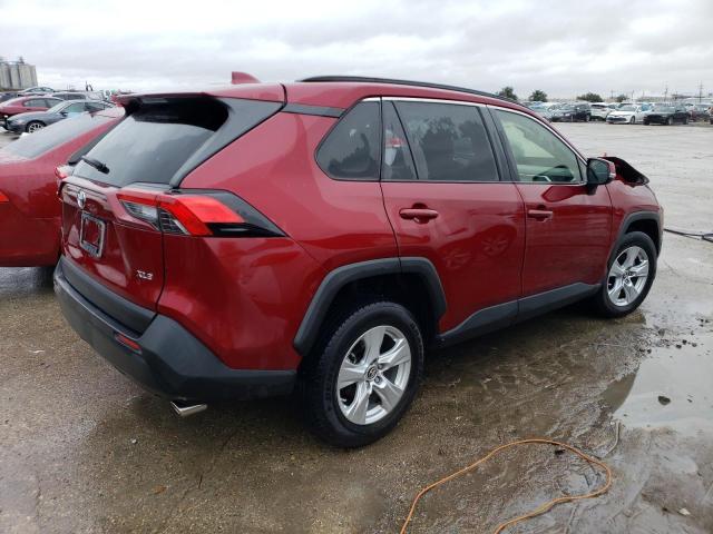 Photo 3 from auction – 2019 TOYOTA RAV4 XLE with VIN JTMW1RFV5KD028631