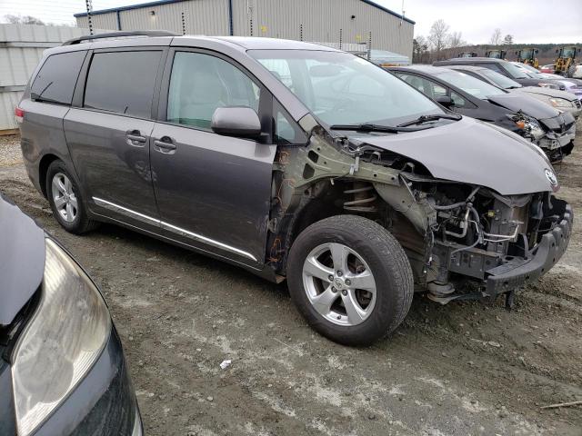 Photo 4 from auction – 2011 TOYOTA SIENNA LE with VIN 5TDKK3DC2BS108435