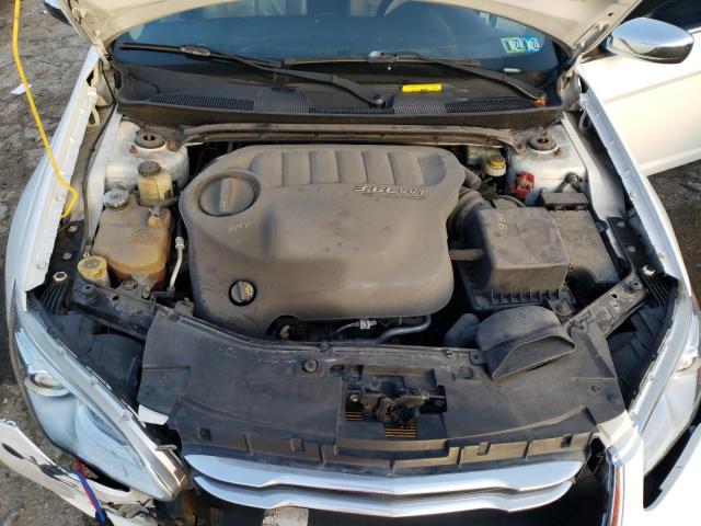 Photo 11 from auction – 2013 CHRYSLER 200 LIMITE with VIN 1C3CCBCG9DN539934