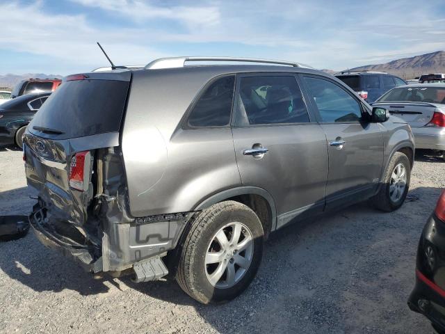 Photo 3 from auction – 2013 KIA SORENTO LX with VIN 5XYKTDA24DG348102