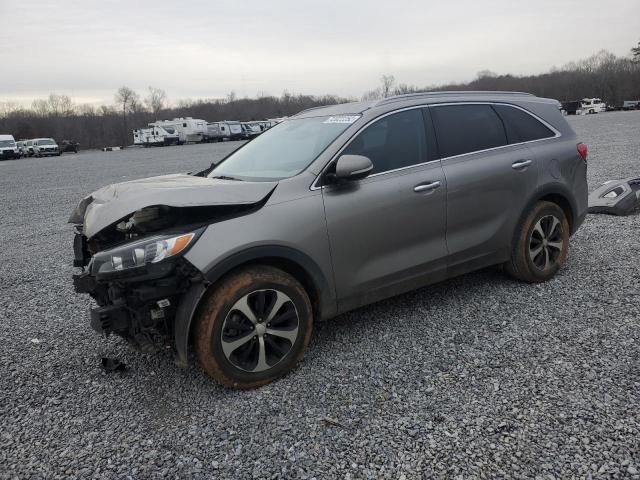 KIA SORENTO EX 2016 with VIN 5XYPH4A11GG120268 - Photo from auction